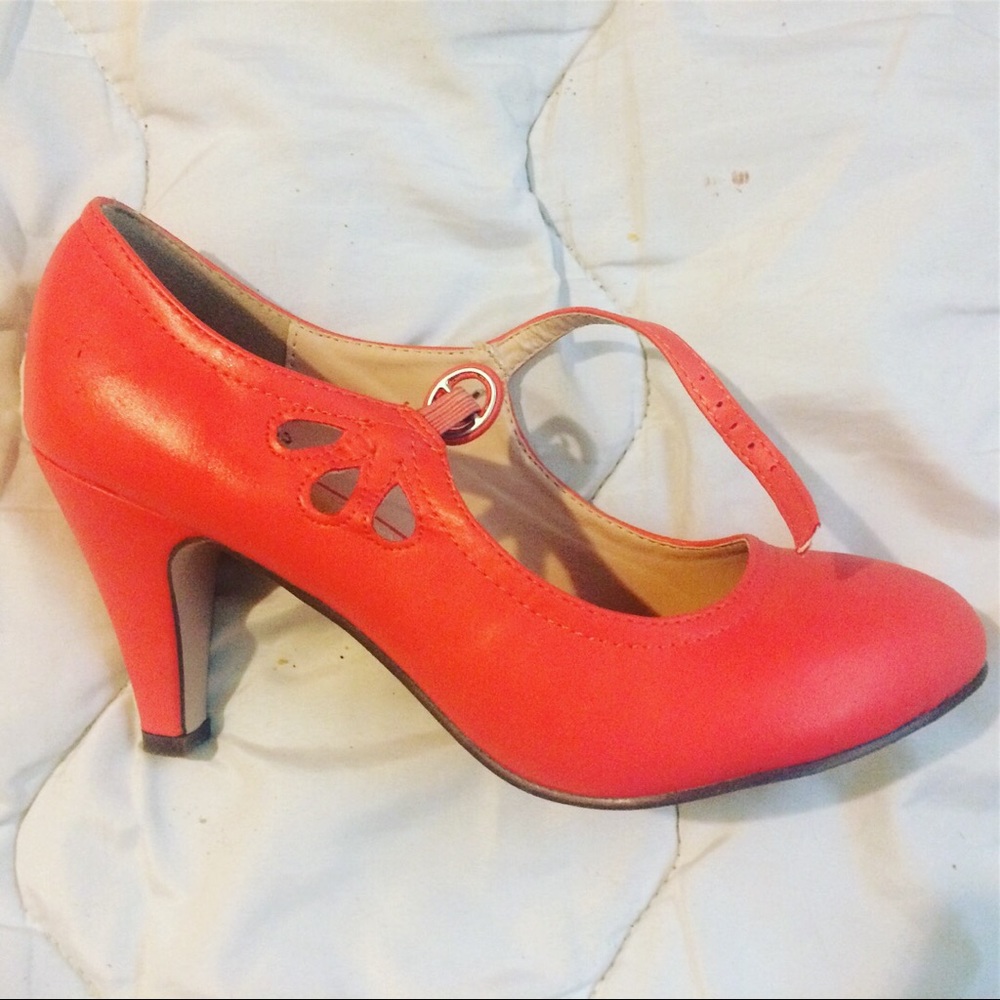 Chase + Chloe Swing Heels